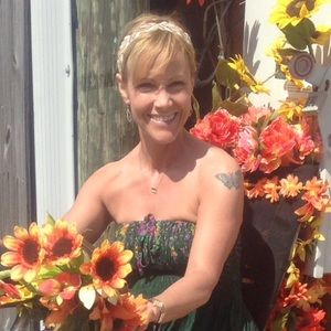 Meet your Posher, Dawn